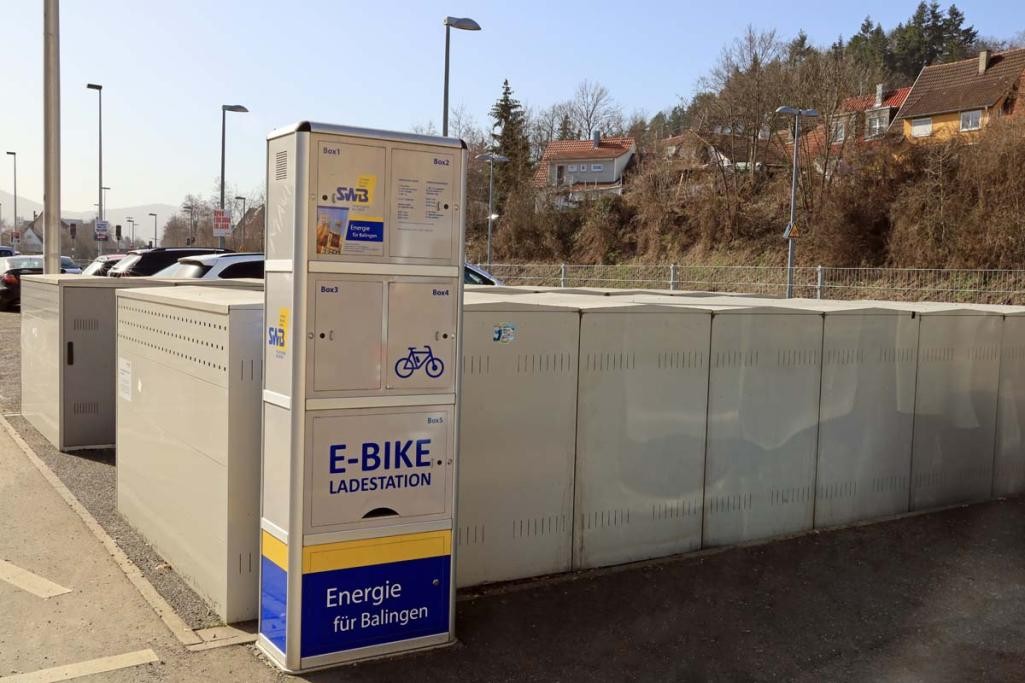 E-Bike Ladestation der Stadtwerke Balingen beim Bahnhof