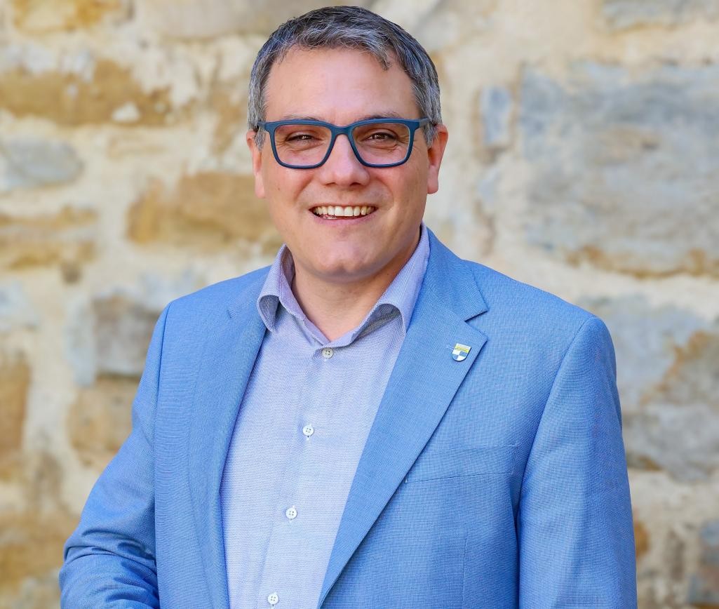 Ein Portraitfoto des Oberbürgermeisters Dirk Abel