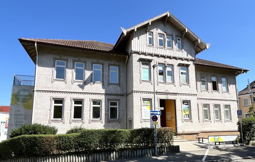 Der Pflegestützpunkt befindet sich im Generationenhaus Bild vom Generationenhaus