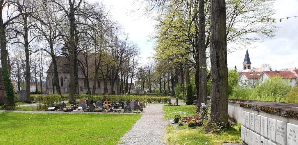 Friedhof Balingen mit Blick in Richtung Stadtmitte