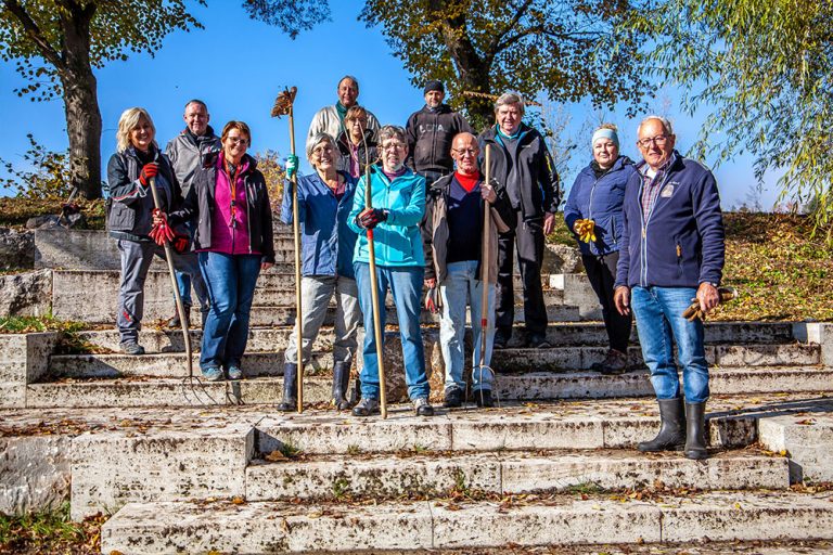 Gruppenbild der ehrenamtlichen Helfer