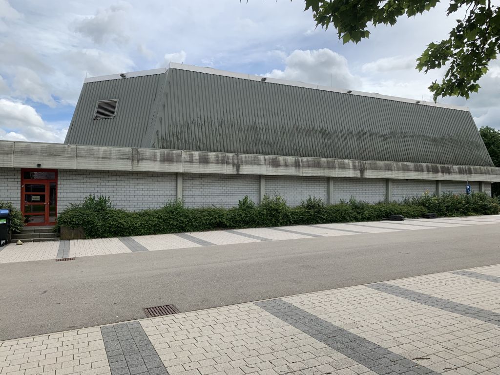 Ansicht der Kreissporthalle aus nördlicher Richtung Ansicht der Kreissporthalle aus nördlicher Richtung