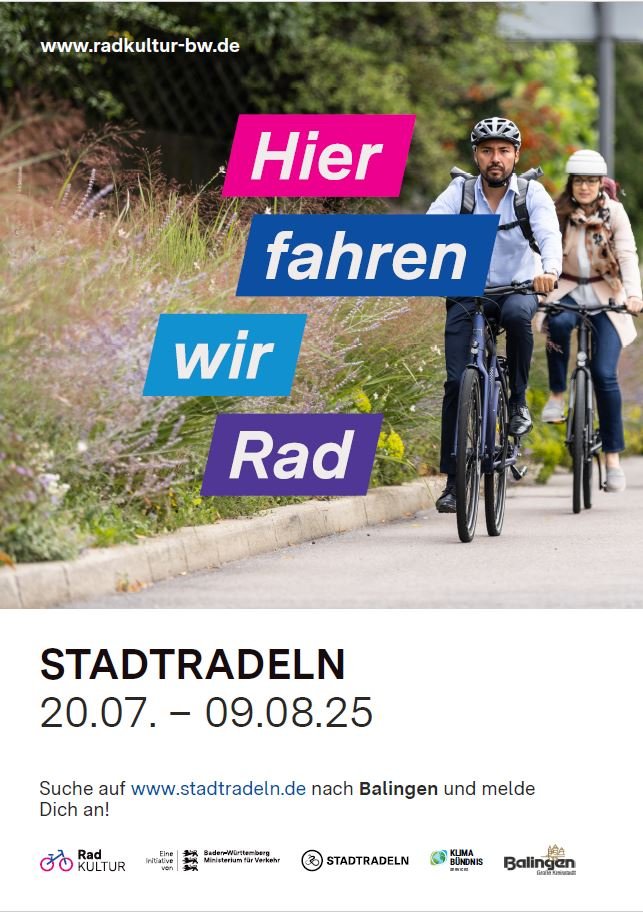 Zwei Menschen auf dem Fahrrade in der Natur 